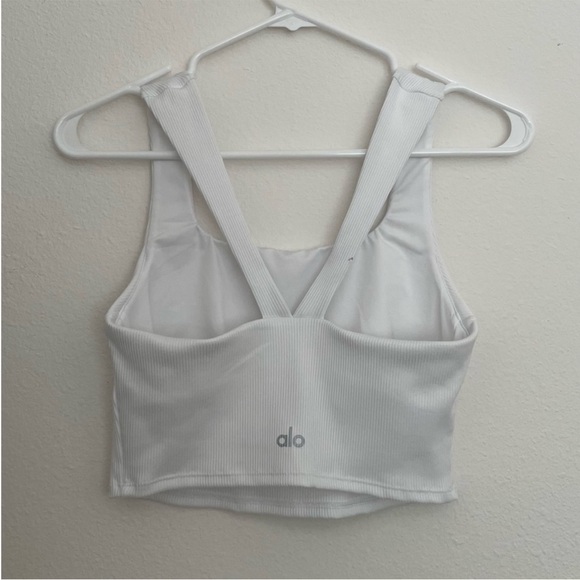 Alo Ribbed Bra Tank - Picture 5 of 9